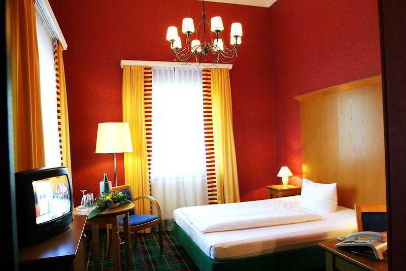 Gruenau Hotel Berlin Oda fotoğraf